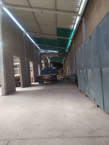 Imagen 3 de 10 de Galpón Comercial En Los Guayos, Valencia