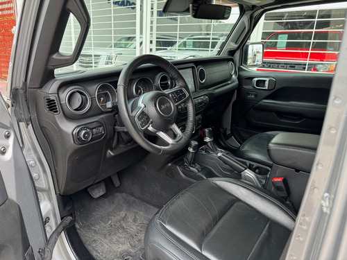 Jeep Wrangler 3.7 Unlimited Sahara 3.6 4x4 At