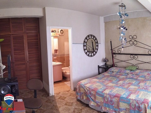 Imagen 3 de 12 de Re/max 2mil Vende Casa En Pampatar Cerca De La Playa - Isla De Margarita