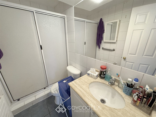 Departamento En Venta De 2 Dorm. En Las Condes