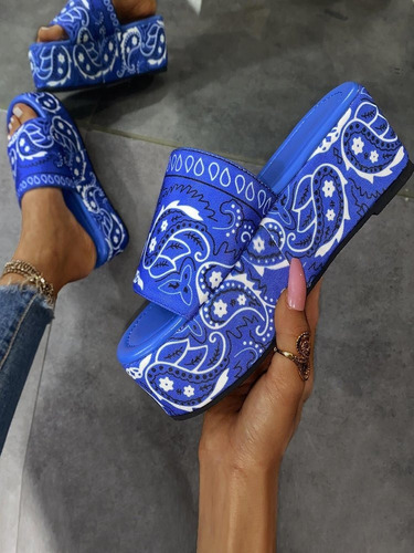 Sandalias De Suela Gruesa Con Estampado Paisley Para Dama