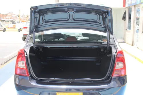 Renault Logan 1.6 Expression 2014