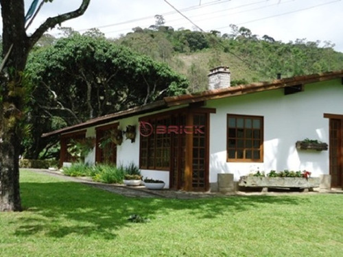 Imagem 10 de 30 de Sítio Com 172 Mil M² Em Vargem Grande. - St00129 - 32744432