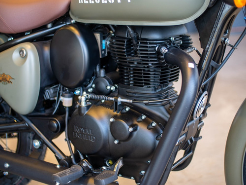 Imagen 22 de 23 de Royal Enfield Signals Marsh Grey Reserva Ya