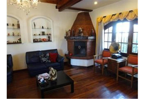 Imagen 2 de 9 de Casa En Venta Paso Al 500