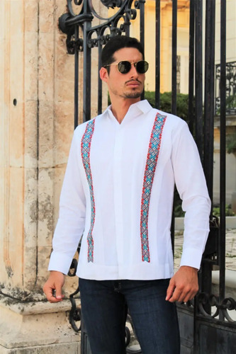 Guayabera Con Pantalón De Mezclilla Outlet Online, UP TO 54% OFF |  www.apmusicales.com
