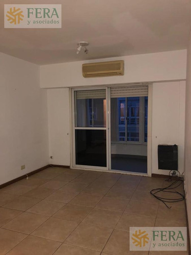 Imagen 2 de 10 de Venta De Departamento 3 Ambientes En Bernal ( 25641)