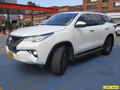 Toyota Fortuner Sw4 Street 4x2 2400cc At Aa