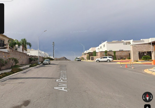 Casa En Fraccionamiento Residencial Albaterra Ii, Con 3 Recamaras Y 215m2, Entre Av. P. Boreal Y Av. Bosque Real.