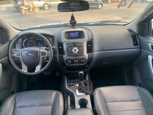 Imagem 13 de 14 de Ford Ranger 2014 3.2 Xlt Cab. Dupla 4x4 Aut. 4p