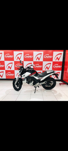 Imagem 2 de 6 de Honda Twister