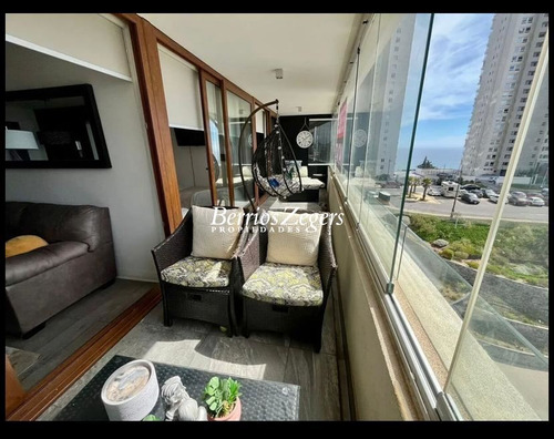 Departamento En Venta De 2 Dorm, 2 Baños En Concón,vista .