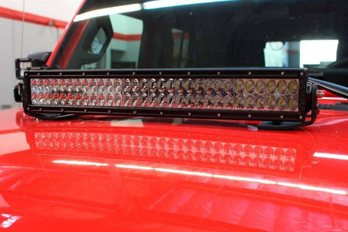 Imagen 1 de 3 de Montaje Para Barra Led 20 Doble Jeep Wrangler Jl 18-19