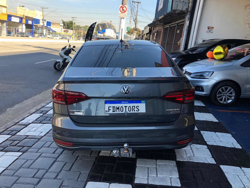 Imagem 5 de 7 de Volkswagen Virtus 2018 1.0 Comfortline 200 Tsi Aut. 4p