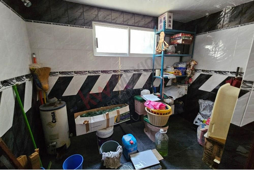 Casa En Venta Con Terreno Extenso Listo Para Expandirse A Tu Gusto.