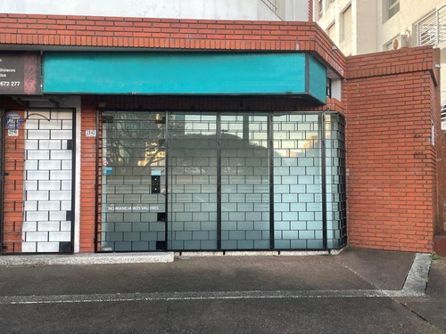 Imagen 2 de 13 de Excelente Local Comercial Frente A Shopping Montevideo - Ciudad Marina 003