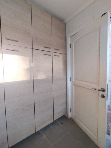 Venta Excelente Casa Con Amplio Patio 3d/3b/3 E.