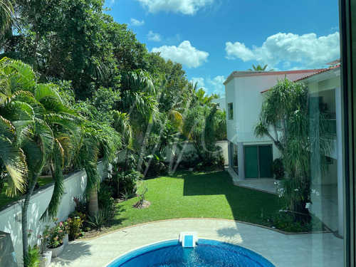 Casa En Venta En Cancun Residencial Villa Magna