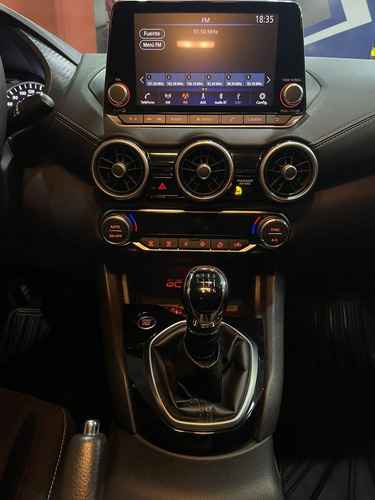 Nissan Sentra 2.0 Advance