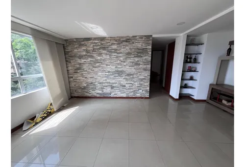 103m2 Apartamento En El Poblado