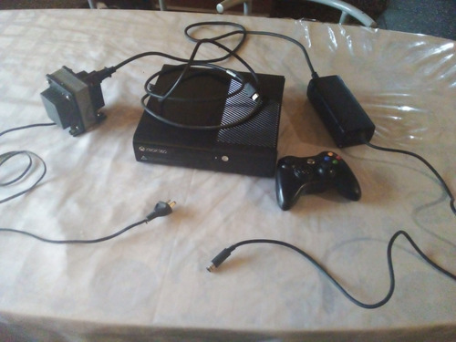 Imagen 1 de 4 de Consola Xbox 360 Modelo 1538 Casi Nueva Poco Uso