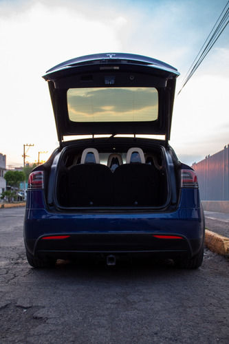 Tesla X90d 2016