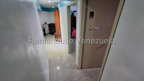 Apartamento En Venta En Los Dos Caminos Vista Al Avila Ascensor Privado