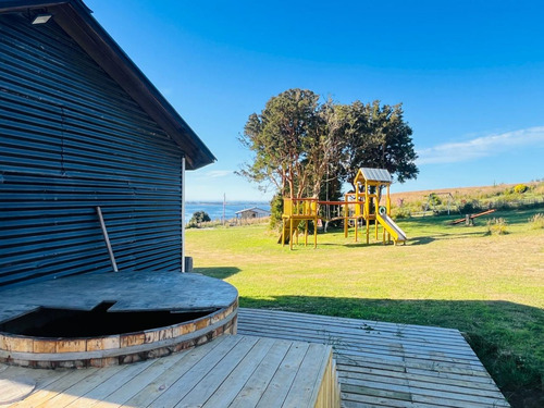 Se Arriendan Dos Cabañas En Pupelde, Ancud
