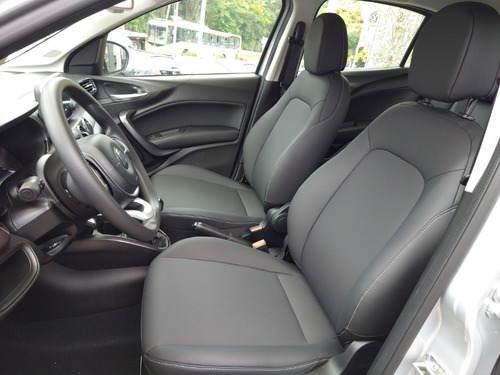 Fiat Cronos Precision 1.8 Manual Cuero Style