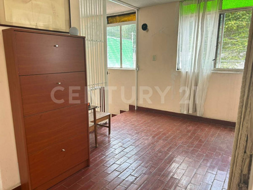 Casa En Renta, Colonia Quintas Marthas, Cuernavaca, Morelos.
