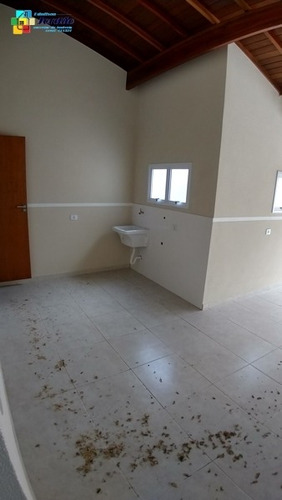 Imagem 1 de 15 de Cobertura Acesso Interno Com Comércio Na Porta - 1624