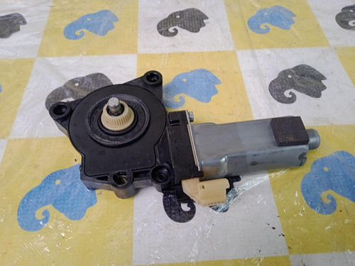 Motor Da Maquina Levantar Vidro Porta D.d Hyundai I30 2009