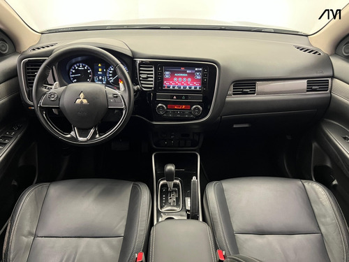 Mitsubishi Outlander 2.0 MIVEC GASOLINA HPE AUTOMÁTICO