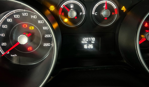 Fiat Punto 1.4 Attractive C/radio Integrada