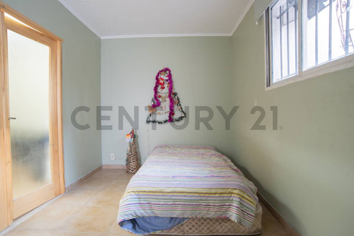 Venta De Ph Con Entrada Independiente En Lanús Este Centro. Apto Crédito! Bajó De Precio!