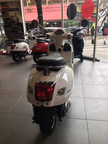 Vespa Gts 300