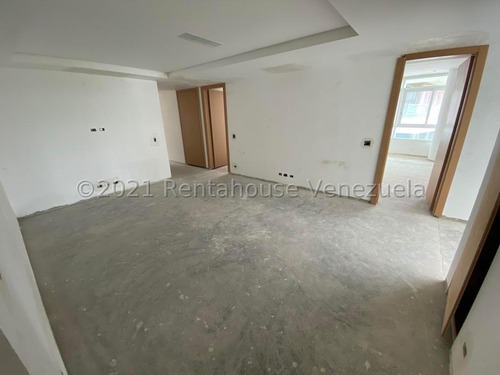 Pent-house En Venta Urb. Campo Alegre, Caracas. 24-26693 Yf
