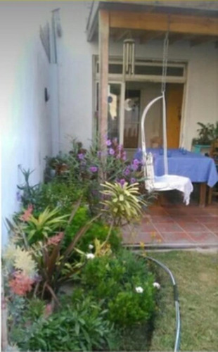 Casa 6 Amb. En Venta Merlo