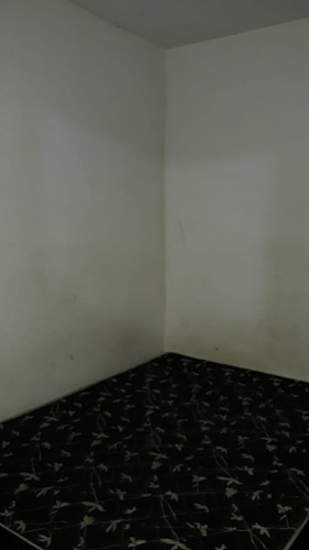Imagem 9 de 10 de Casa 2 Pavimentos Na Av.itabuna - 749