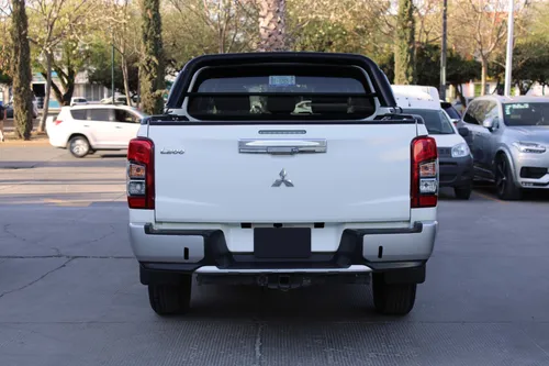 Mitsubishi L200 Pick-up 2020