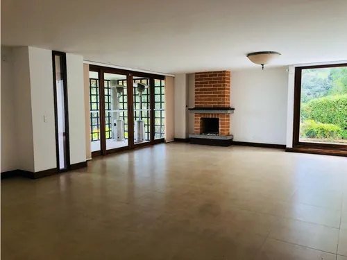 Casa En Arriendo En Fizebad El Retiro