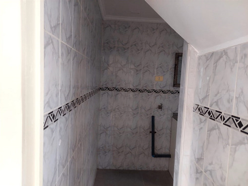 Casa En Venta De 3 Dorm. En Puente Alto