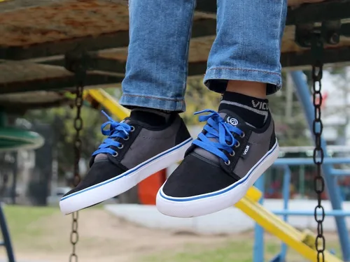 Zapatillas niños outlet buenos aires hotsell