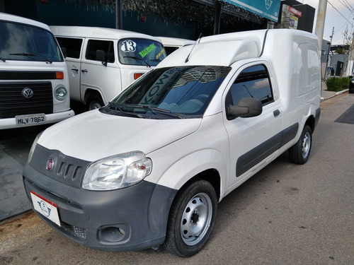 Imagem 10 de 14 de Fiat Fiorino 2015 1.4 Mpi Furgão 8v Flex 2p Manual