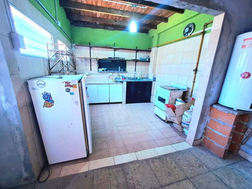 Imagen 6 de 14 de Casa Fondo En Alquiler En Ituzaingo Norte