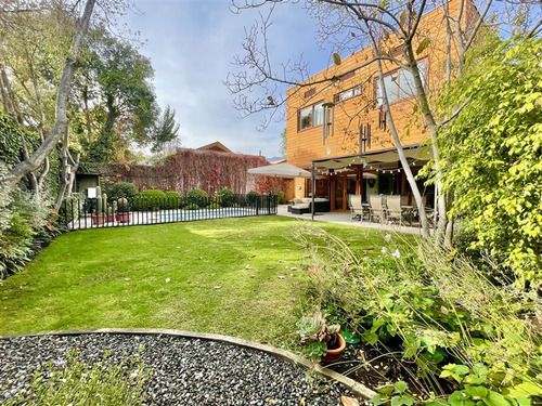 Imagen 17 de 30 de En Venta Casa Mediterranea Vitacura: Colegio Aleman