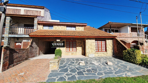 Complejo En Venta 4 Unidades En Santa Clara Del Mar - A Metros De La Playa