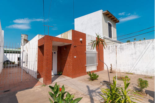 Casa Venta 2 Dormitorios Jardin Patio R.saenz Peña