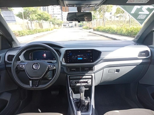 Volkswagen T-Cross 1.0 200 TSI TOTAL FLEX COMFORTLINE AUTOMÁTICO