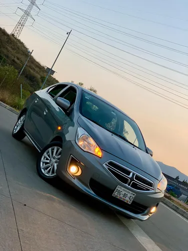 Dodge Attitude 1.2 Sxt At